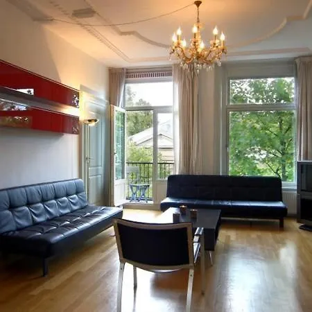 Top-end Refurbished Luxury Studio Sleeps 4 - Ref Amsa103 암스테르담